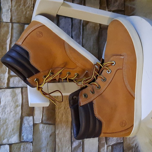 Timberland Shoes - Timberland Dausette Women's Combat Boot Wheat Size 10